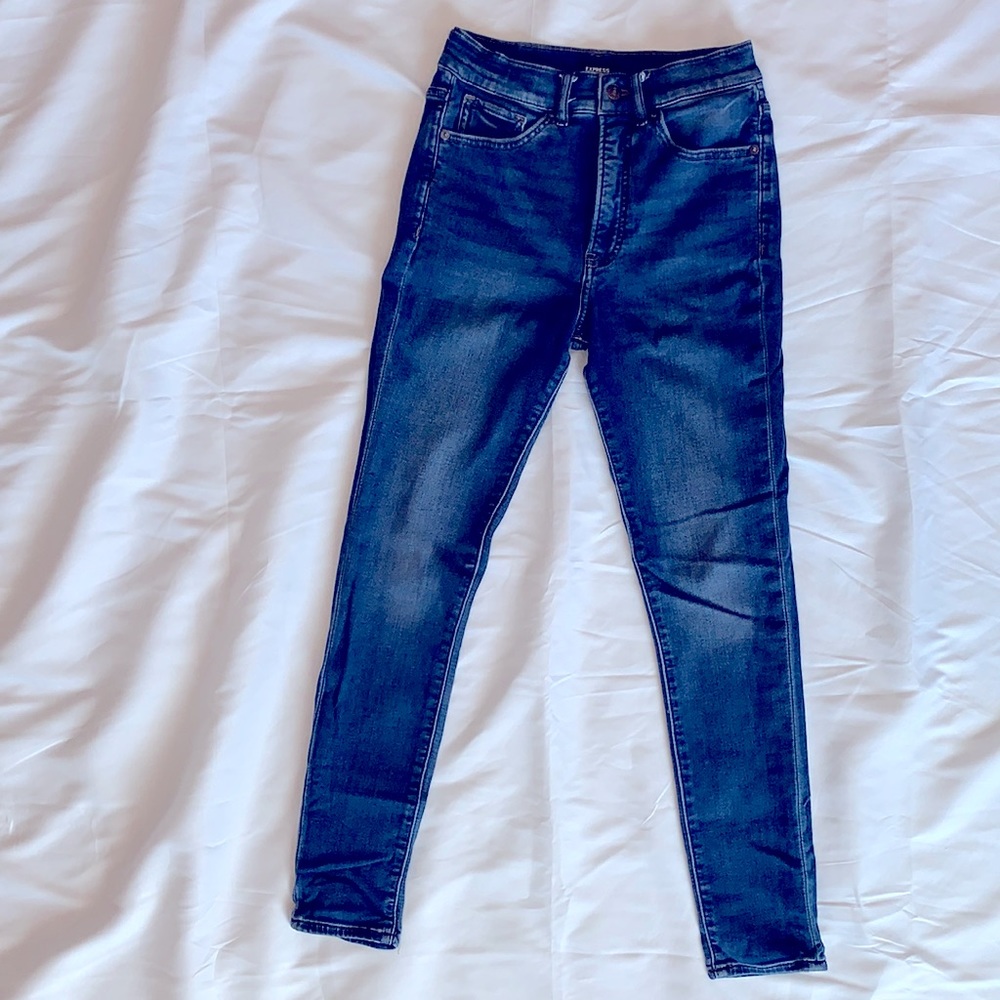 Express High Waisted Super Soft Knit Light Wash Skinny Jeans size 4R